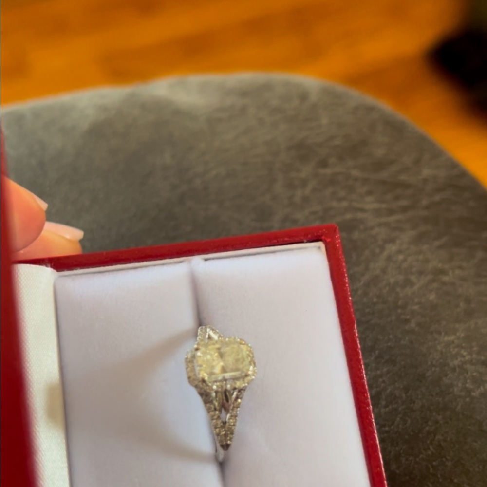 14k natural diamond ring